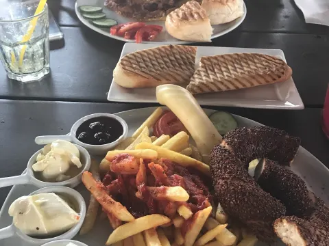 Simit Plaza