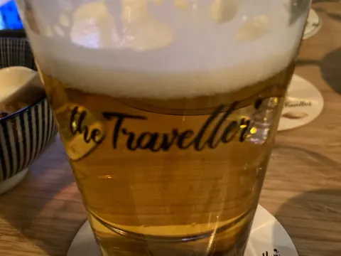 Foto 2 van The Traveller