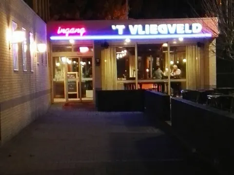 Foto 2 van Grand Café - Restaurant 't Vliegveld