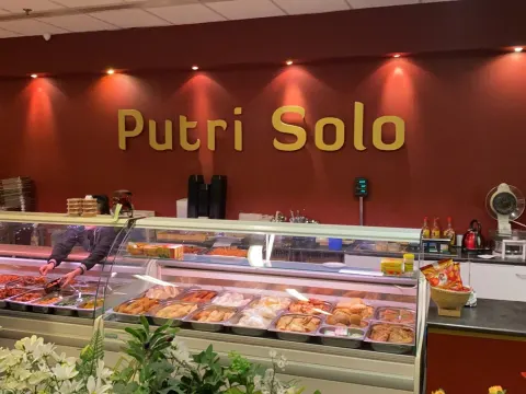 Putri Solo