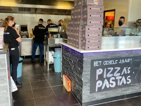 Foto 2 van Pizzaria Grillroom Slangenbeek