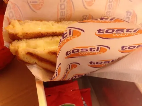 Foto 3 van Tosti World