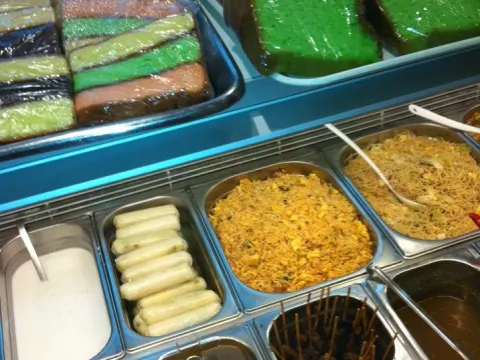 Toko Toet