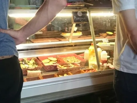 Deli & Dingen
