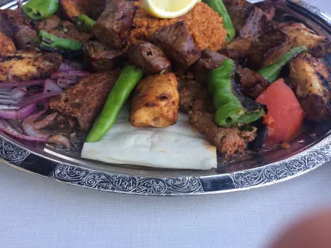 Foto 2 van Antep Kebap by Serifoglu