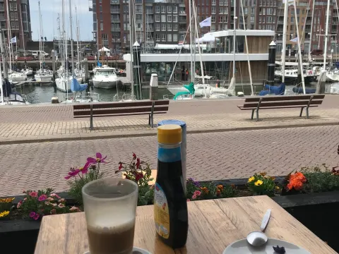 Foto 5 van Oma Toos