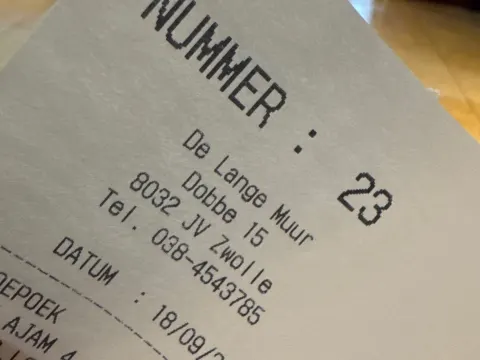Chinees Indisch Restaurant " De Lange Muur "