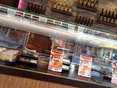 Foto 3 van Sushi-Sushi