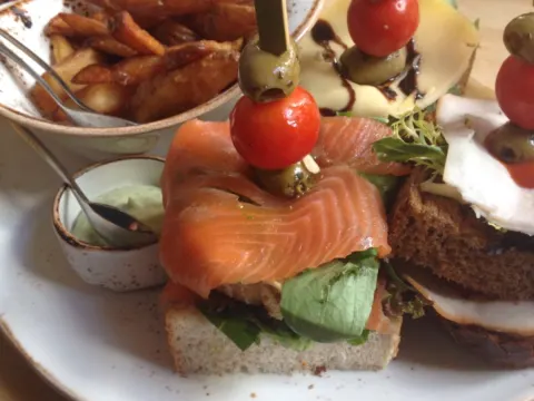 Prins Heerlijk Lunchcafé & Brasserie