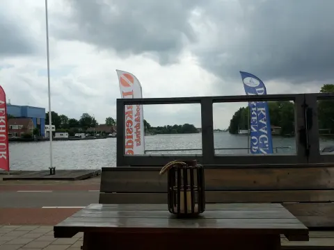 Foto 2 van Lakeside
