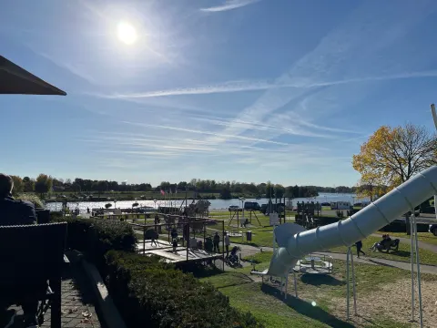 Heere Aan De Maas