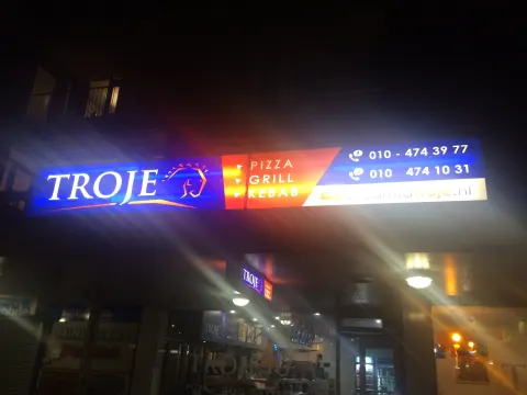 Troje