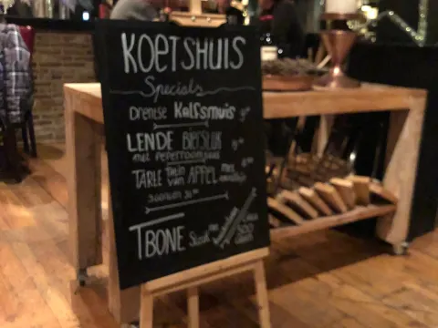 T koetshuis