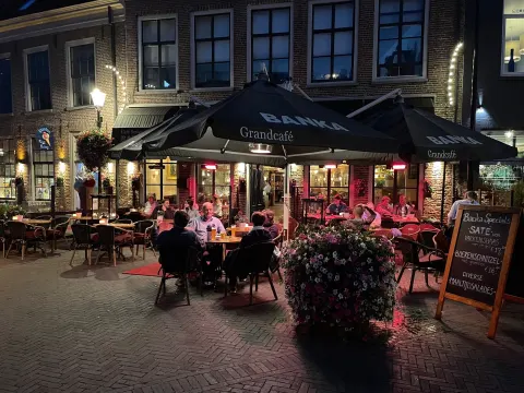 Foto 4 van Cafe Restaurant Banka