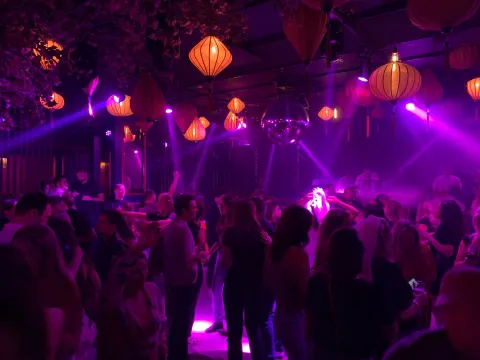 Foto 4 van Chin Chin Club