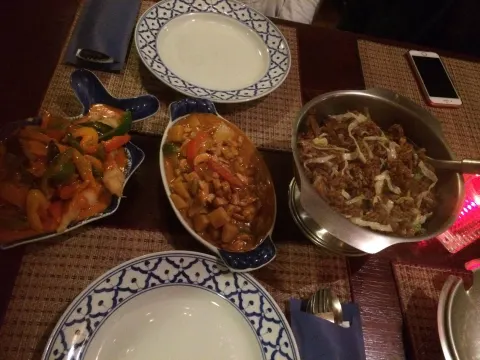 Thai faa faet