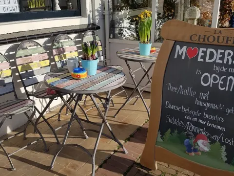Moeders Bij De Markt