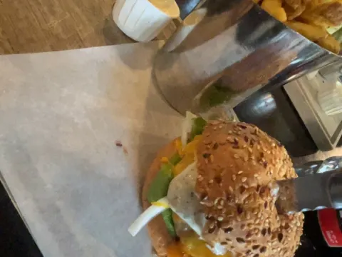 Baek Food & Drinks