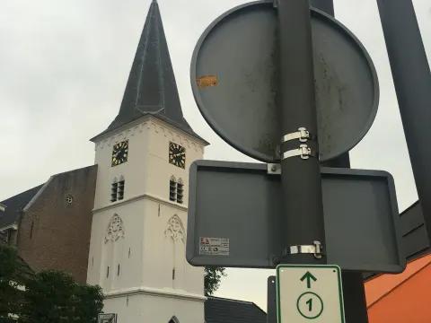 Tastoe Holten