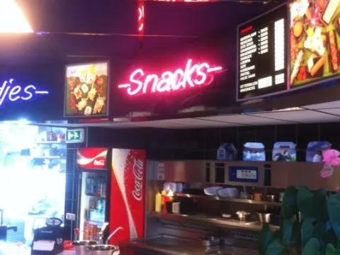 Snackbar Charly