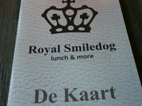 Foto 2 van Royal Smiledog