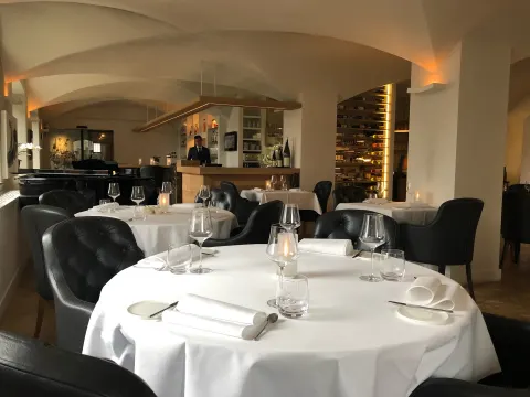 Restaurant Monarh