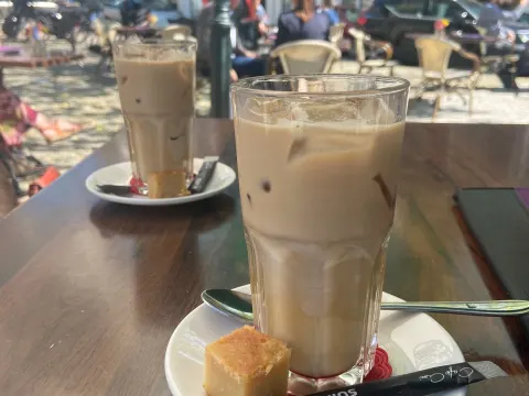 Záálig Eten & Drinken