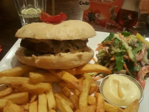 Foto 3 van Záálig Eten & Drinken