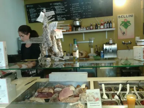 Bellini Delicatessen