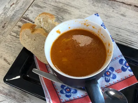 Foto 2 van Broodjeszaak De Nieuwe Rai