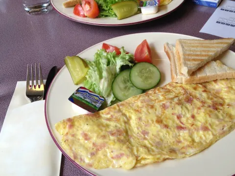 Star Class Café