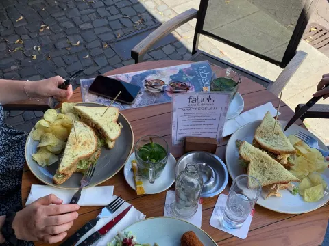 Fabels Eten & Drinken