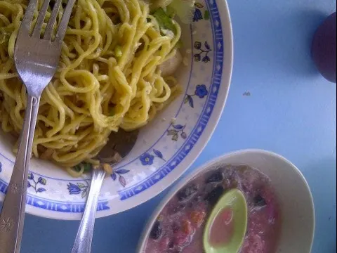 Pangsit & es Tempo Dulu