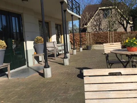 Foto 2 van Huize Poelzicht