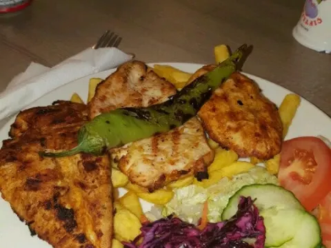 Foto 3 van Snackbar Ley