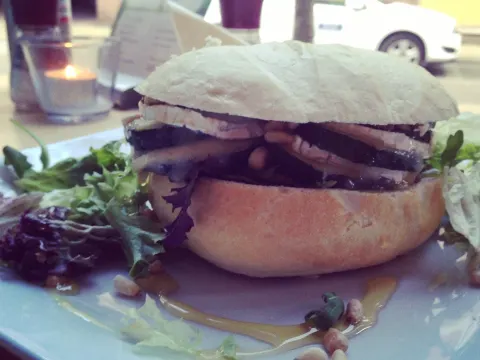 Foto 4 van Wieck Bar & Grill