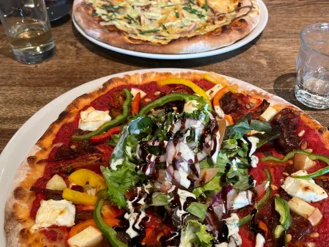 Foto 3 van Woodstone Pizza And Wine
