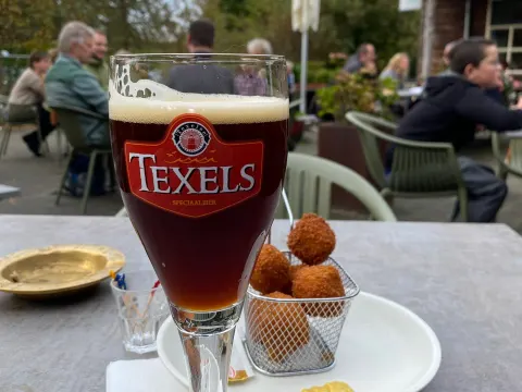Foto 2 van De Meidoorn