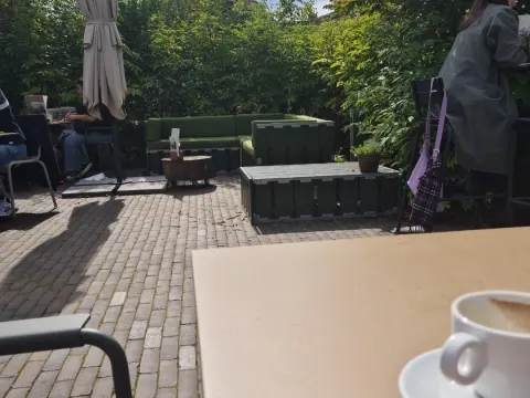 Foto 2 van Vroeg