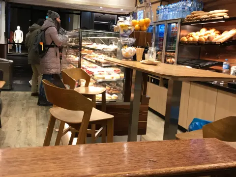 Croissanterie C'est Magnifique