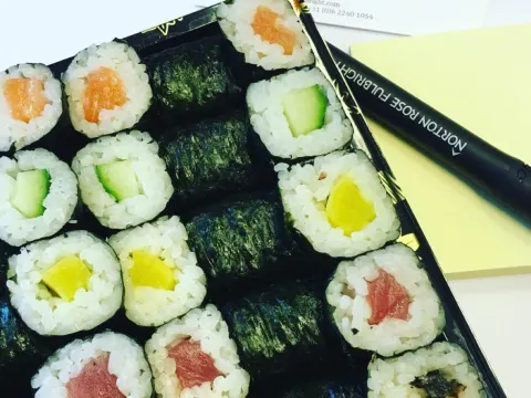 Hello Sushi