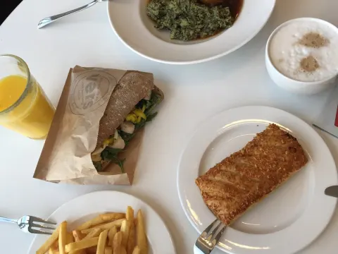 Foto 4 van Hema restaurant Zaandam
